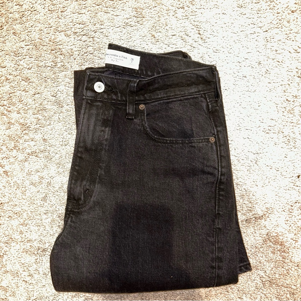 Abercrombie & Fitch Womens High Rise 90s Ripped Jeans